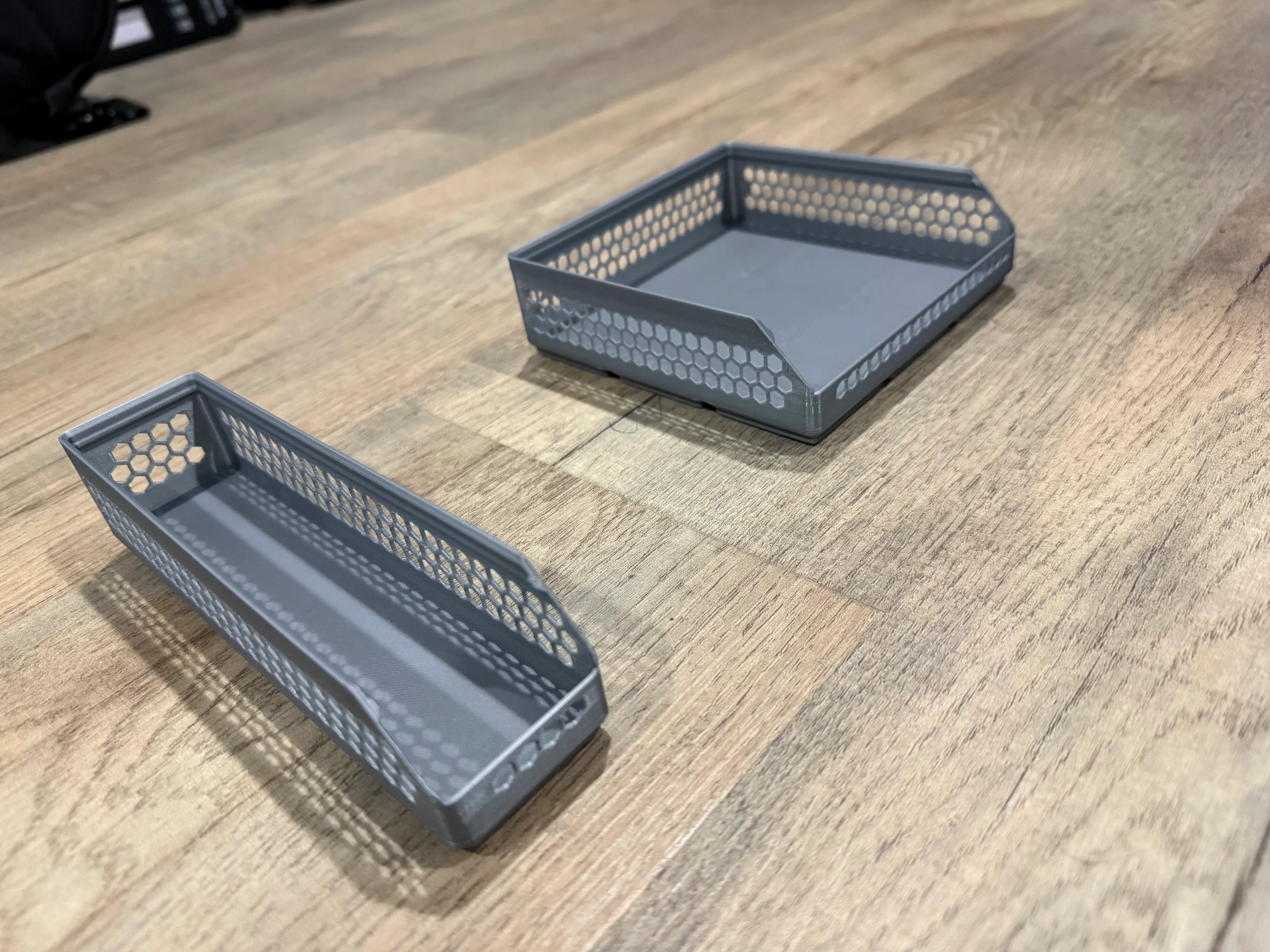 Gridfinity Bins - Hex sides, Angled front cutout