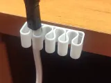 держатель для кабелей -2