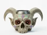 ashtray in elf skull-1