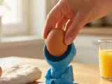 Astronaut Egg Holder STL File | Easy 3D Print PLA Decorative-3