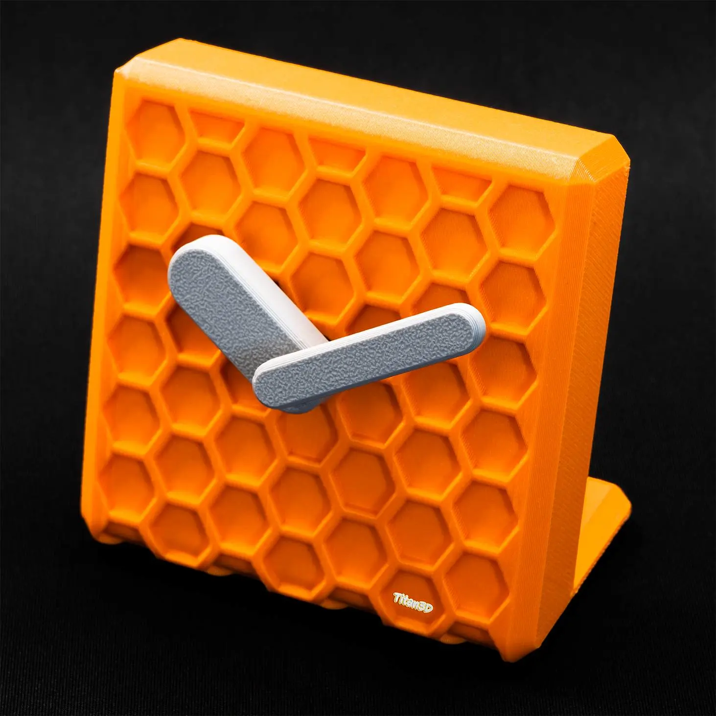Honeycomb Desktop Clock