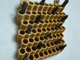 Tool holder-0