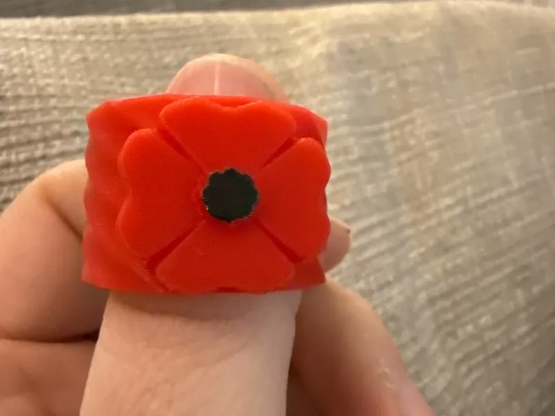 Poppy Woggle