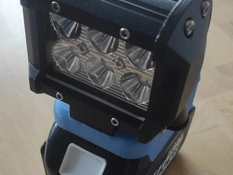 Makita Worklight with Powerbank
