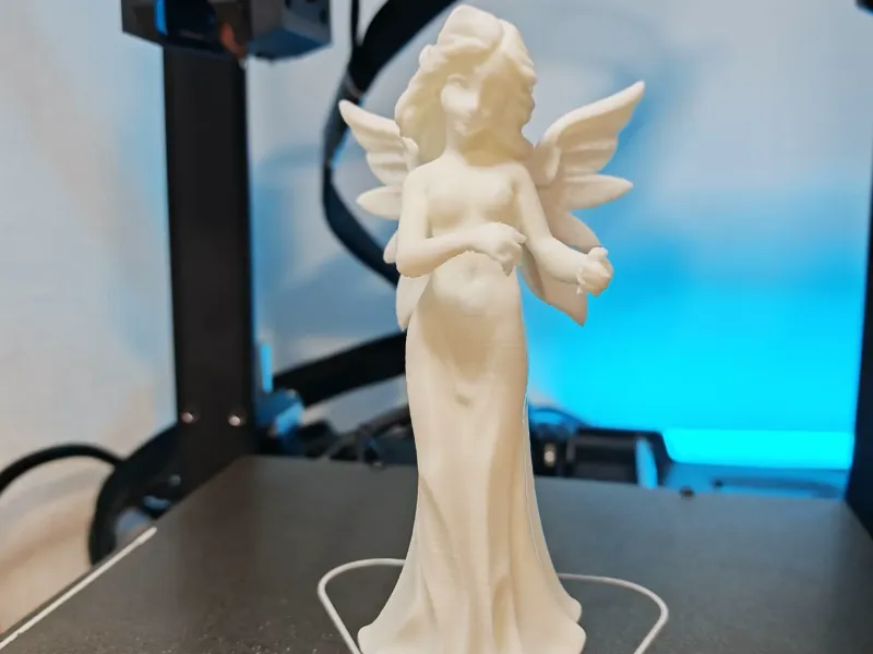 Sophie Charmante Skulptur
