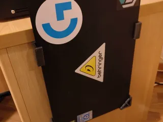Laptop wall mount