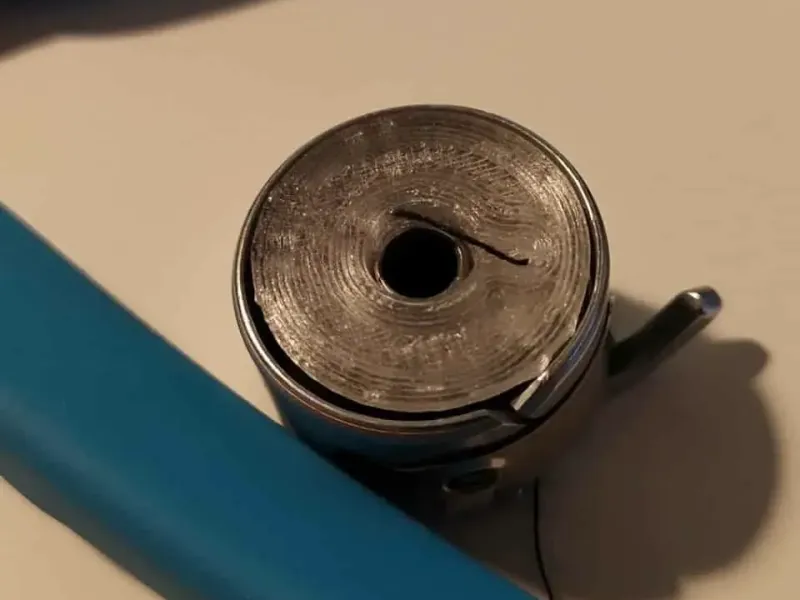 Robust bobbin for sewing