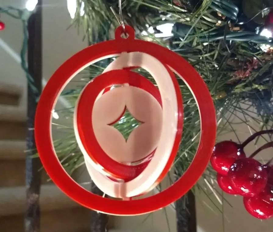 Spinning Star Circle Ornament 2