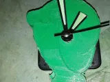 dear clock-0