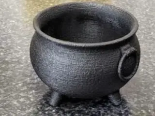 Cauldron Planter by @DC_53232