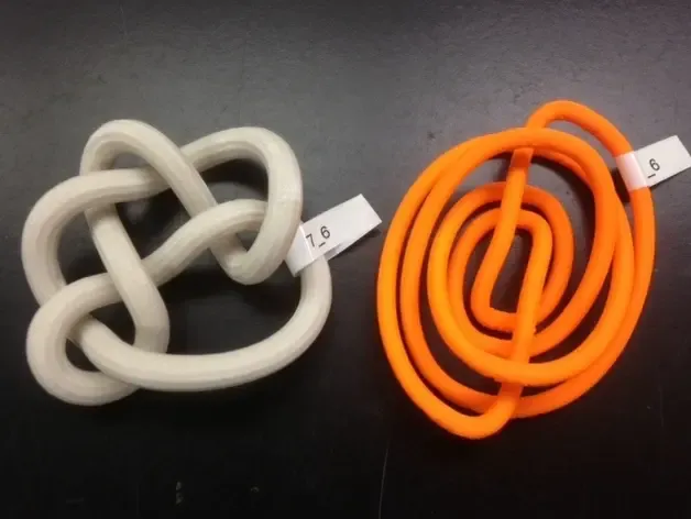 Conformación en espiral del nudo 7_6