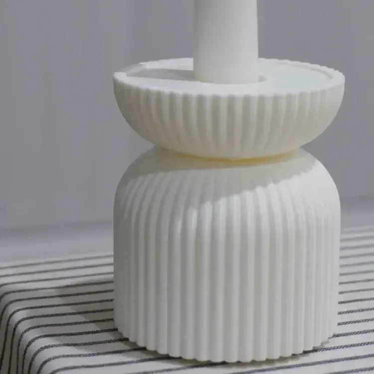 Candle holder