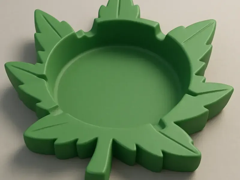 WEEDLEAF ASHTRAY 
