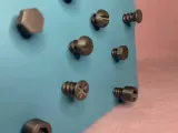 MAGNETIC SCREWS-1