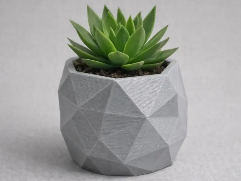 GeoFacet Mini Vase – Vaso Poligonale Moderno