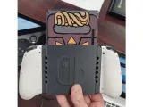 Портретный грип для Switch с логотипами и защелками для Joy-Con-3