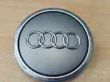 Audi könnyűfém keréktárcsa középső része-0