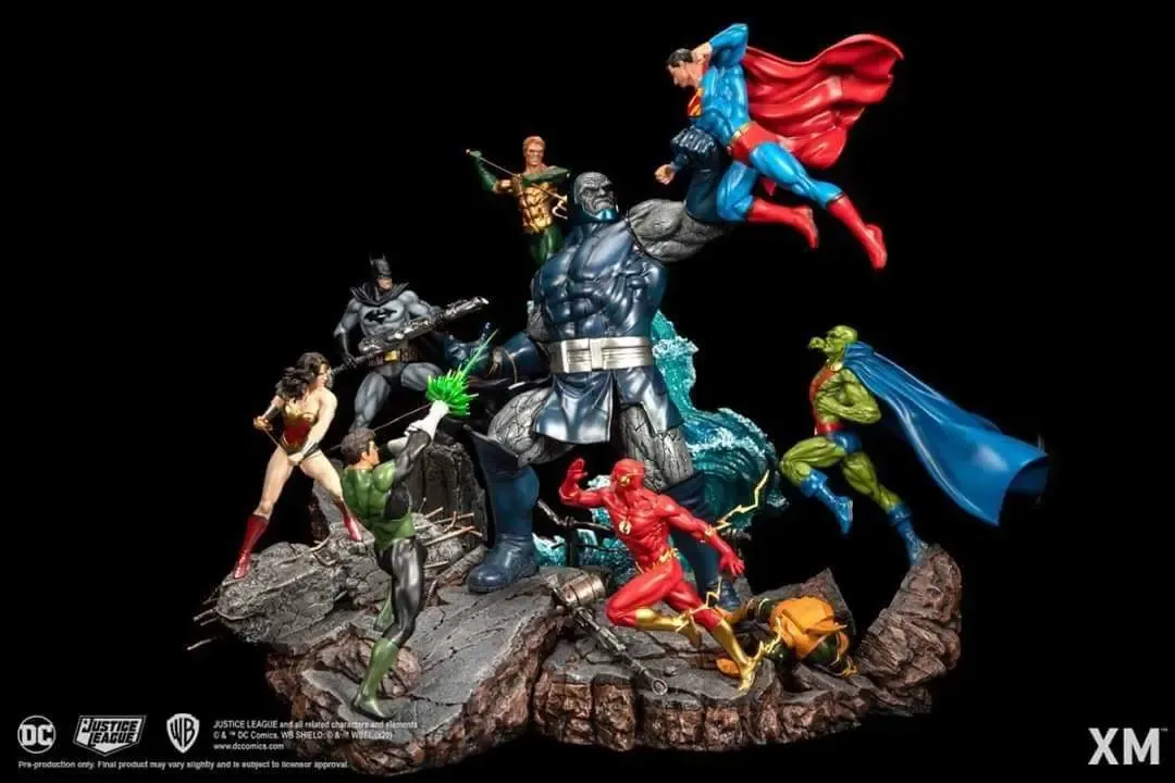 Justice league vs Darkseid diorama