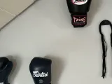 Boxinggloves holder / Boxhandschuh halter-0