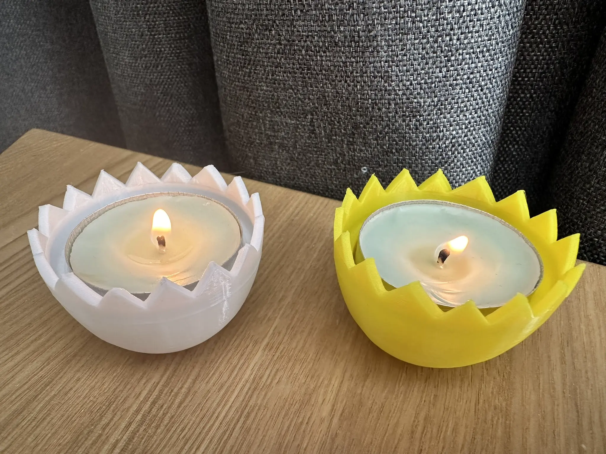 Easter egg tea light candle holder
