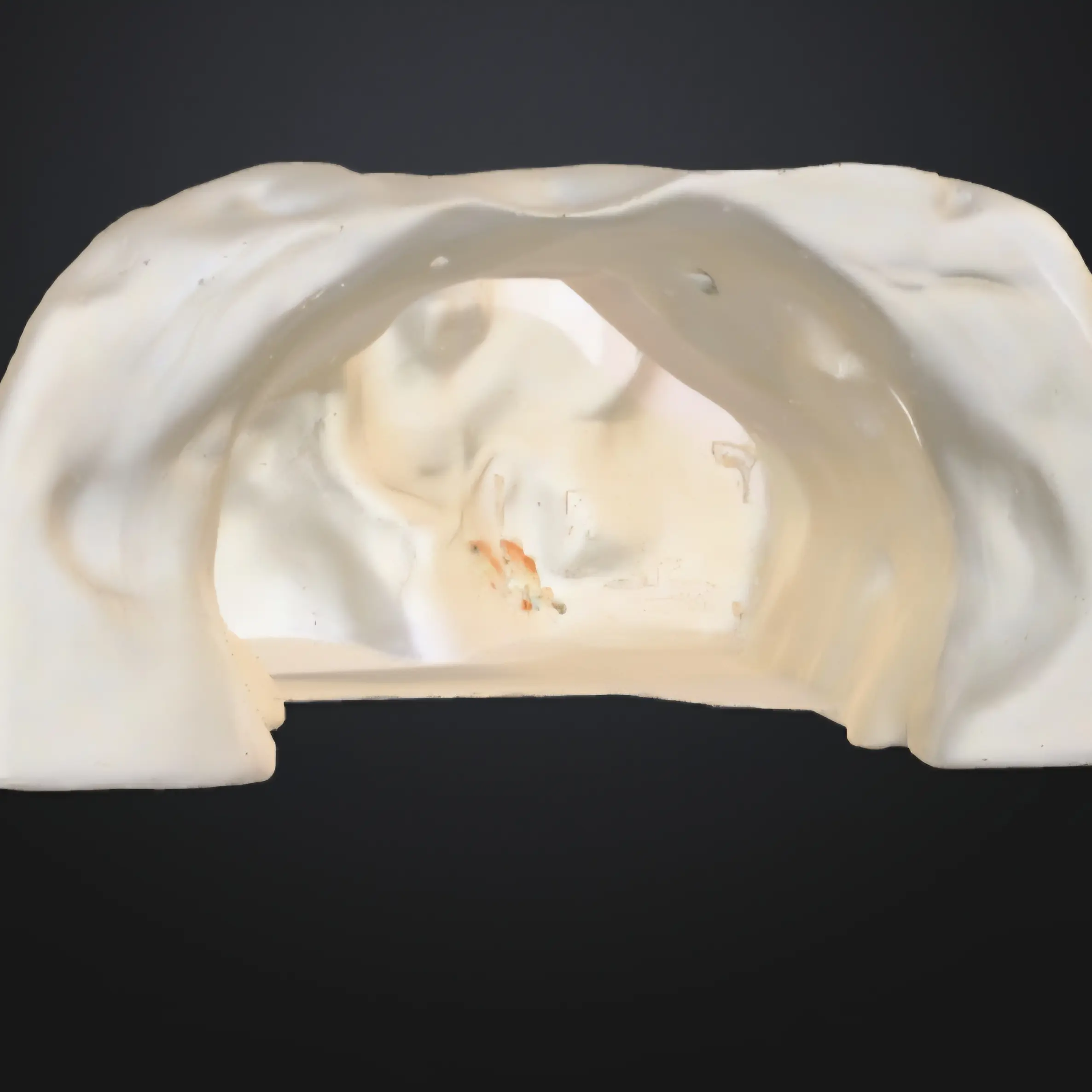 Fish cave (face goes against glass for viewing)