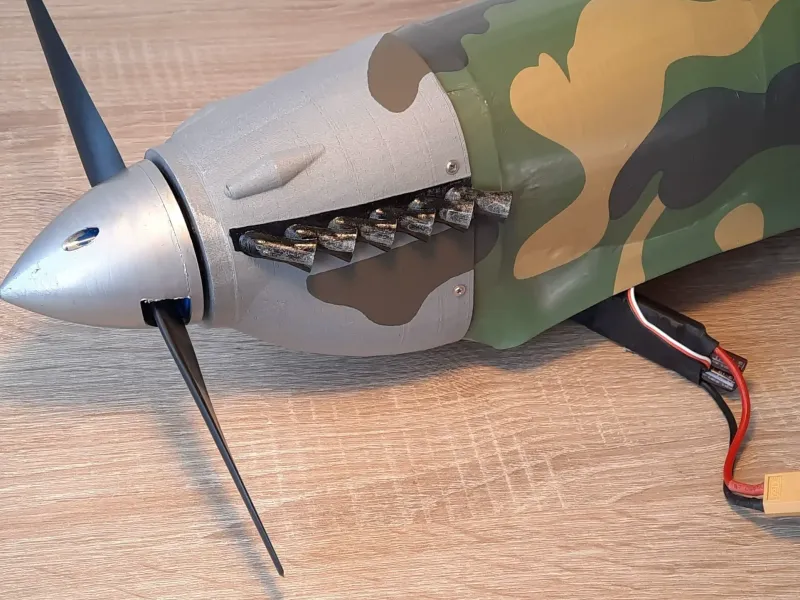 COWL realista para o avião RC HAWKER HURRICANE