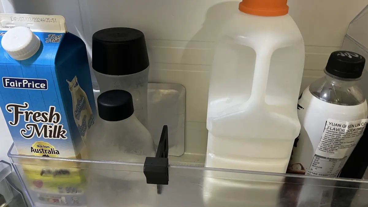 Adjustable Refrigerator Storage Divider