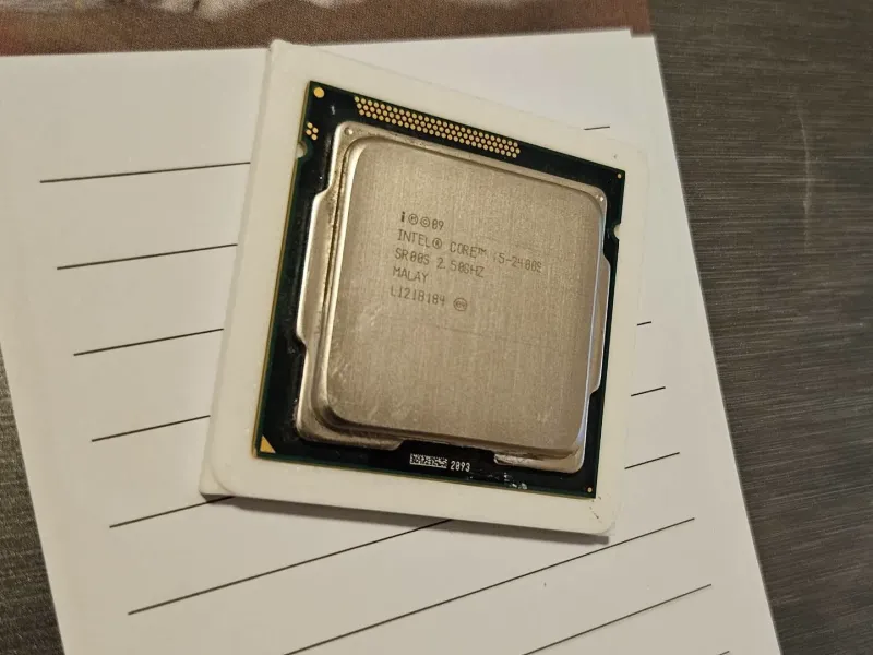 Магнит на холодильник с разъемом LGA1155
