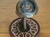 Pocket watch stand-1