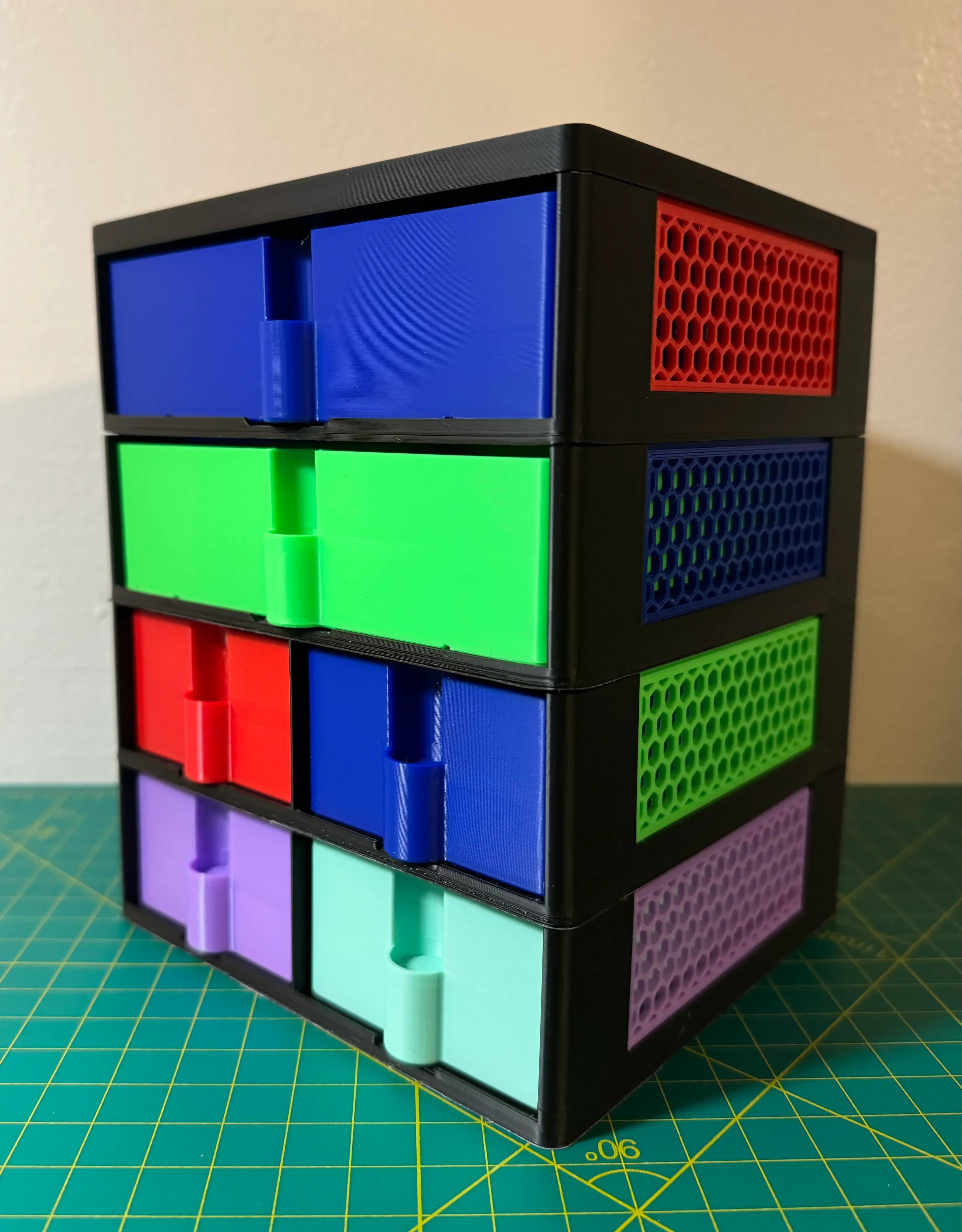 Lightweight Modular/Stackable Drawers