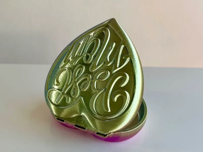"BEST MOM" HEART BOX
