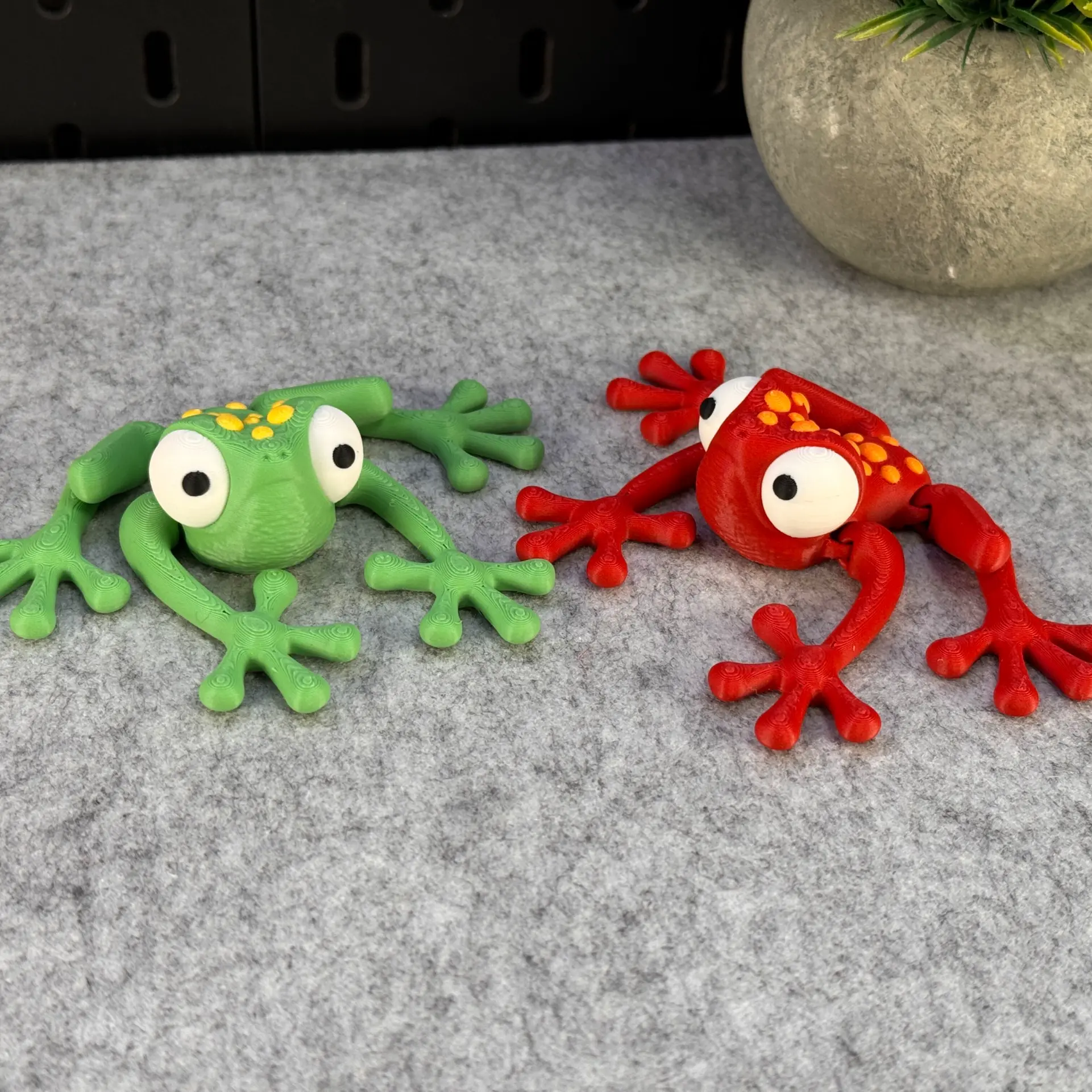 Articulated Cute Frog - Creality Cloud 3D Model | 3Drop