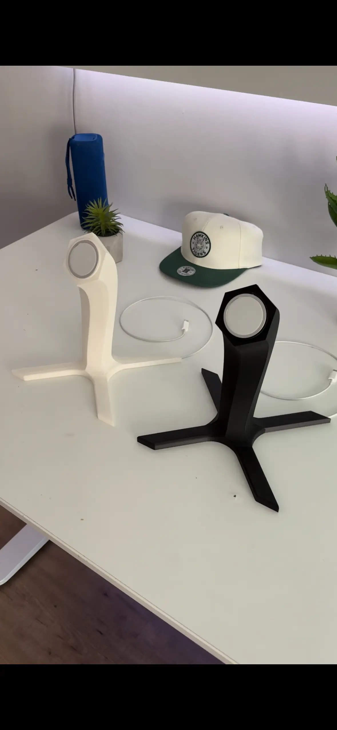 Stand for Mag Safe Wireless charger