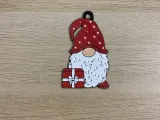 Gnome with gift-2