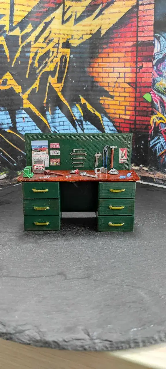 Workshop Desk / With Tools And Oil Cans /Diorama Accessories