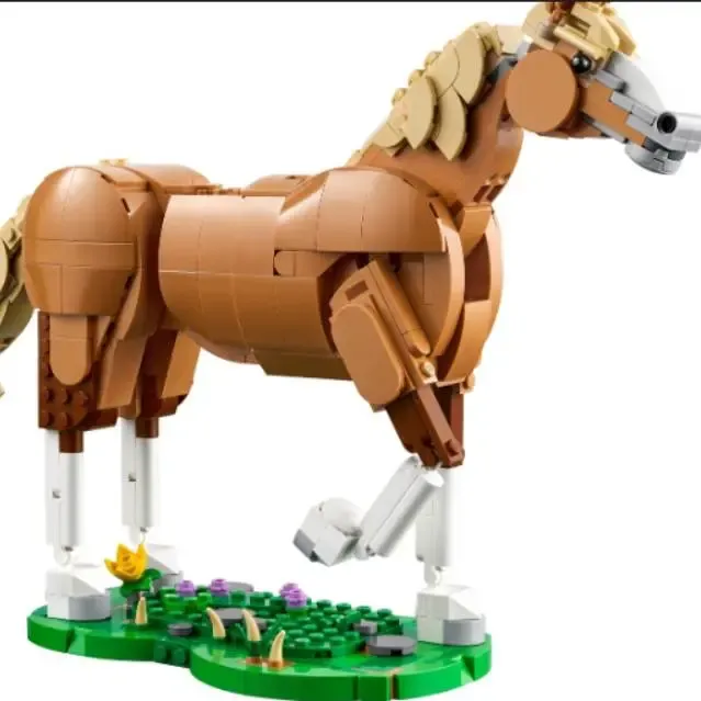 LEGO Beautiful Horse (SEPARATED BY COLORS, CONTAINS INSTRUC)