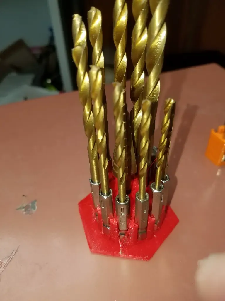 Spiralförmiger Bithalter