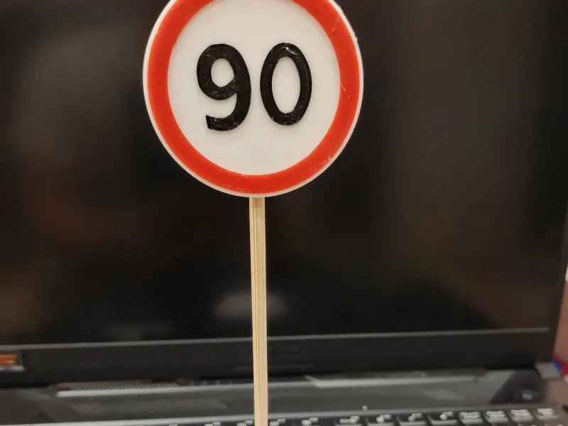 The road sign. Дорожный знак. 