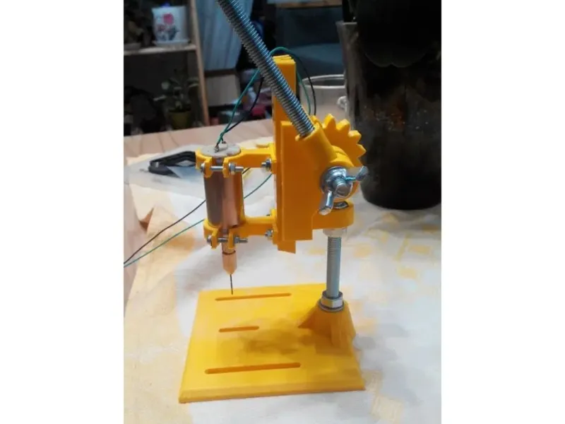 DIY Mini Drill Press 