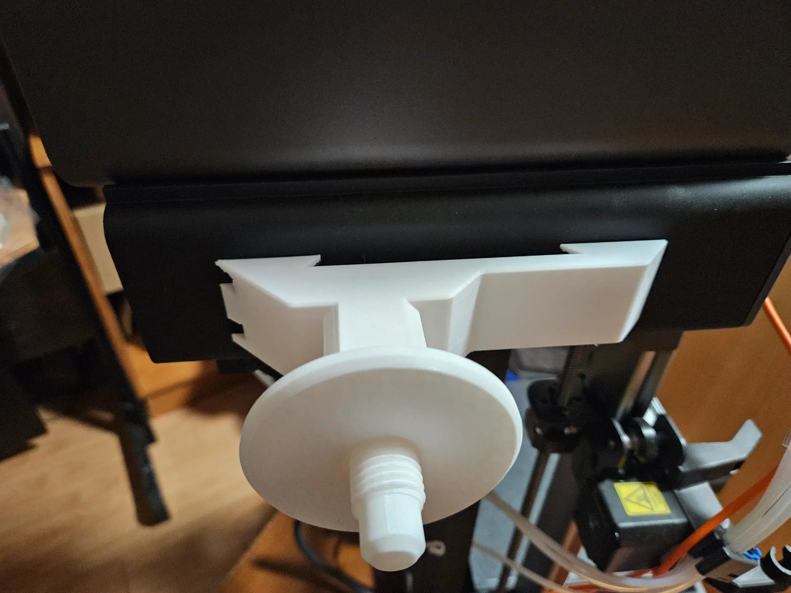 Interchangeable external spool holder for CFS Hi overhead (M