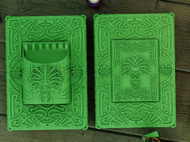 Yggdrasil Painting Box