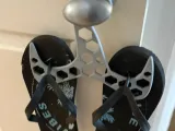 sandle hanger-1