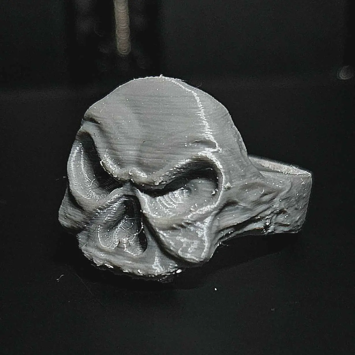 Skull ring