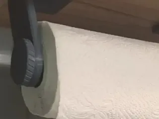 Держатель бумажных полотенец 