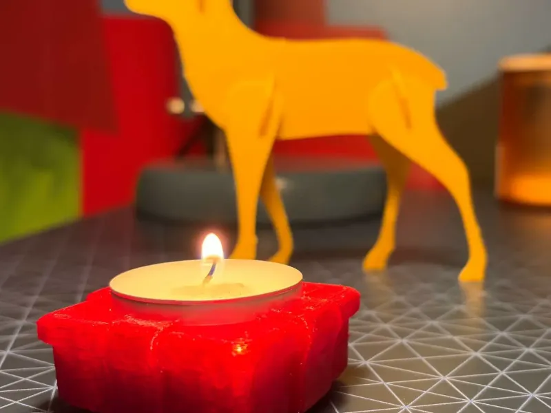 Present tealight holder.