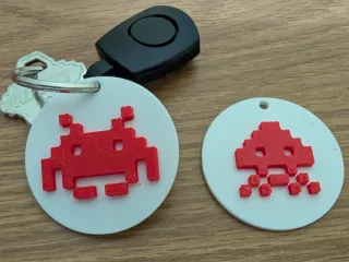 3D Space Invaders KeyChain Charm Set