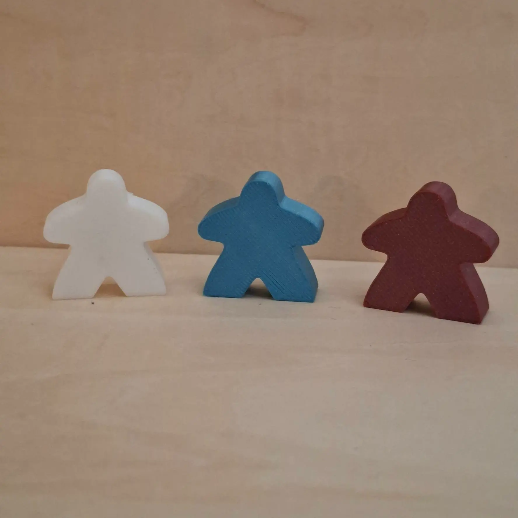 Magnet meeple
