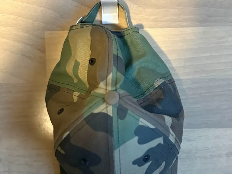 Cap hook, organise your caps