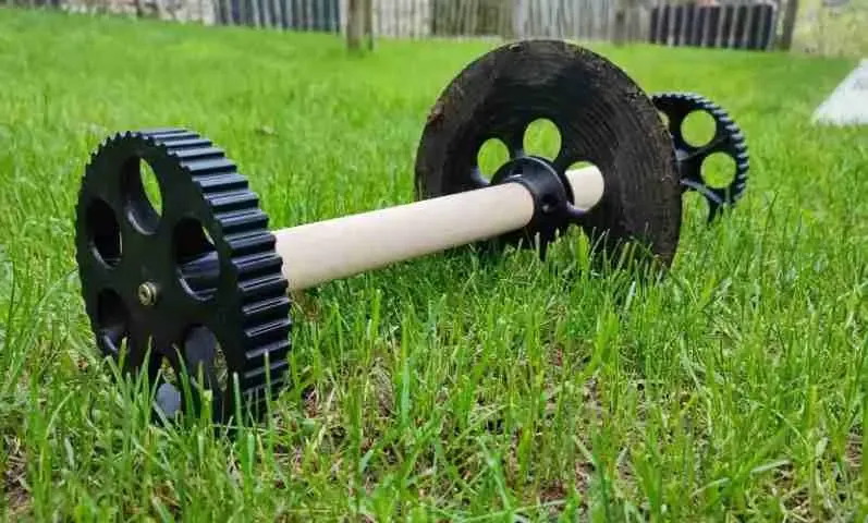 Strumento per scanalatura filo perimetrale robot tosaerba
