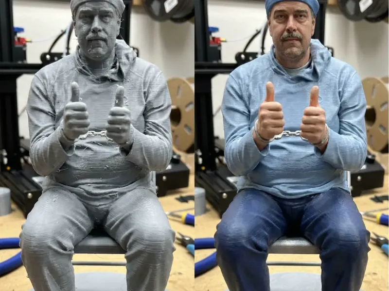 Nicolas Maduro sitting in a chair with a thumbs up